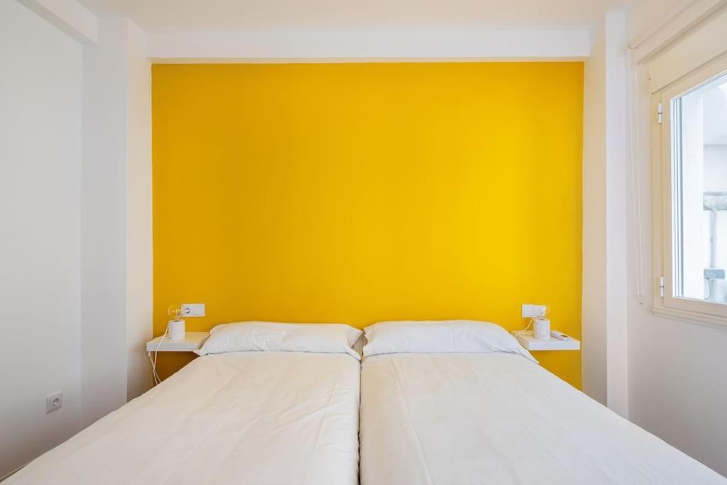 Iria Gardens Apartment Padron Exterior photo