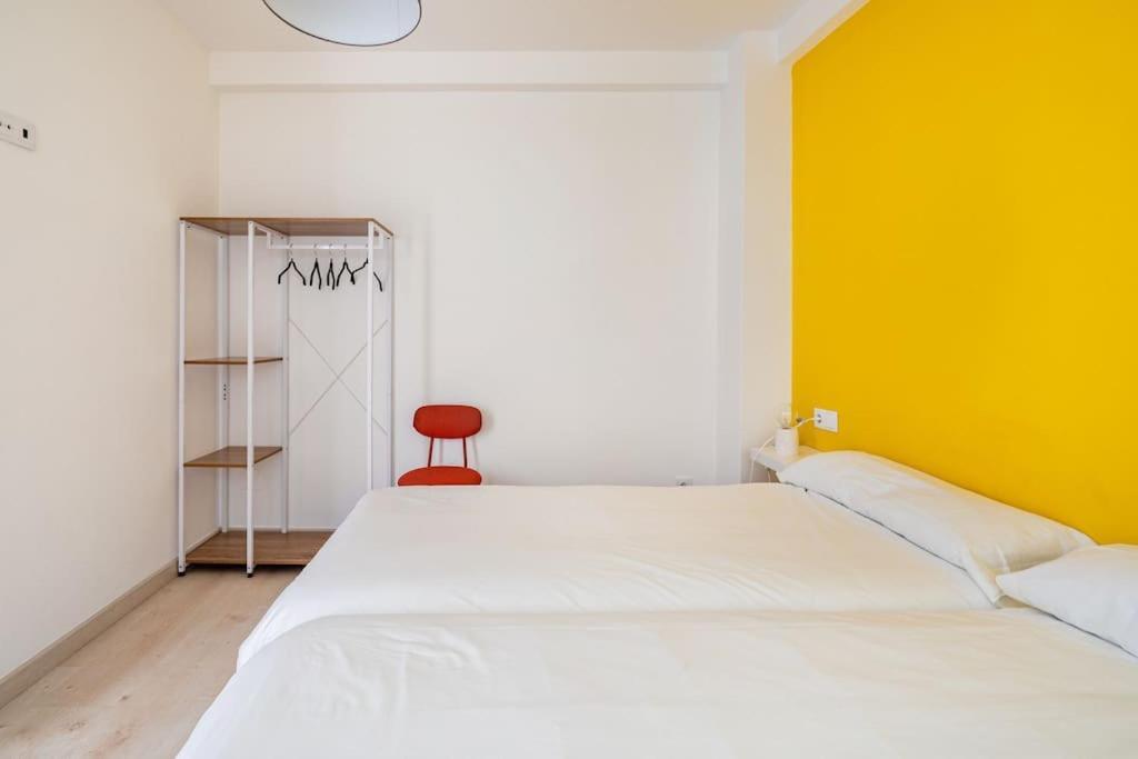 Iria Gardens Apartment Padron Exterior photo